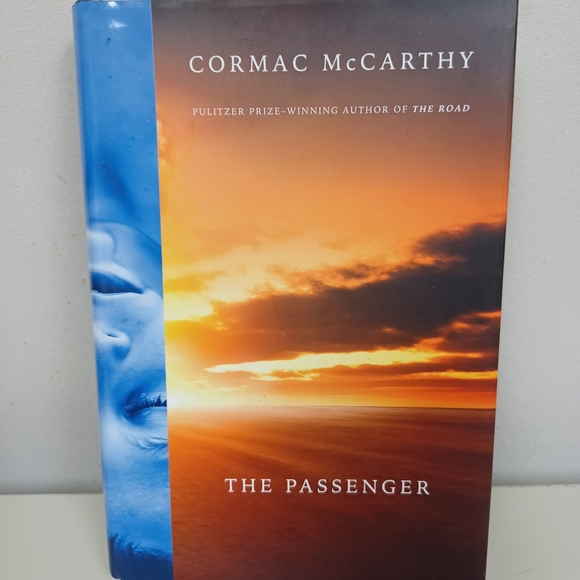 Book- Cormac McCarthy - The Passenger Hardcover Novdl - Picture 6 of 6